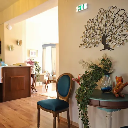 Aparthotel G. Kiapekou 4*