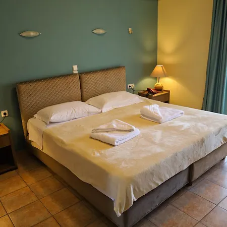 Aparthotel G. Kiapekou Loutra Edipsou (Evia)
